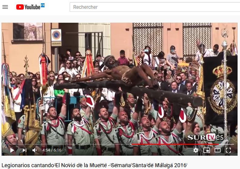 10 Legionarios cantando El Novio de la Muerte - Semana Santa de Malaga 2016.JPG